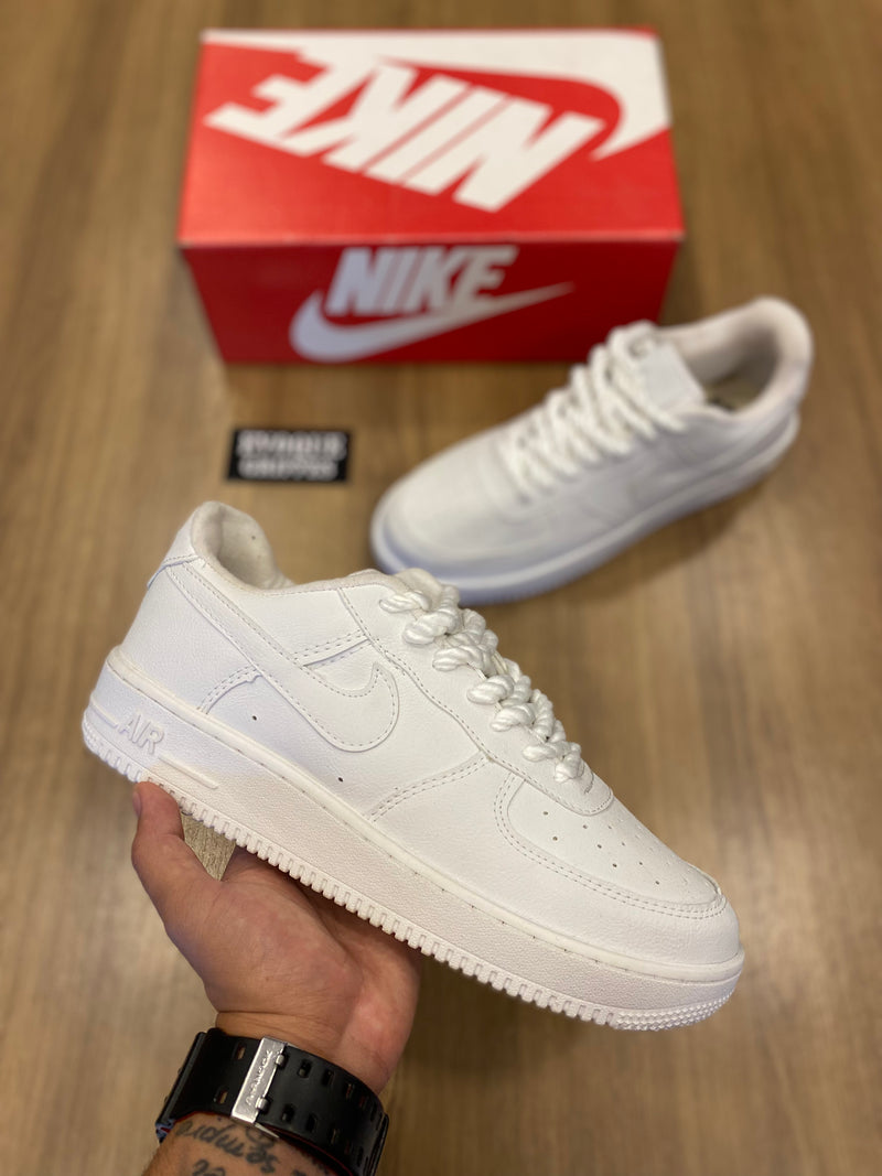 Air Force 1 Nobuck Branco ( Cadarço corda )